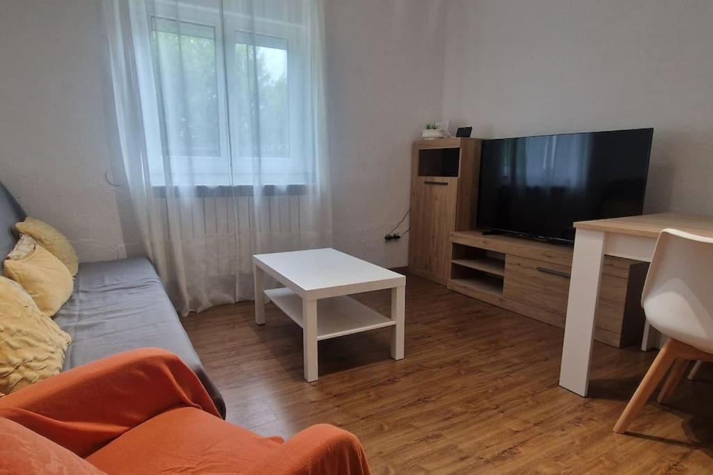 Apartamento En Oviedo 646A Eksteriør bilde